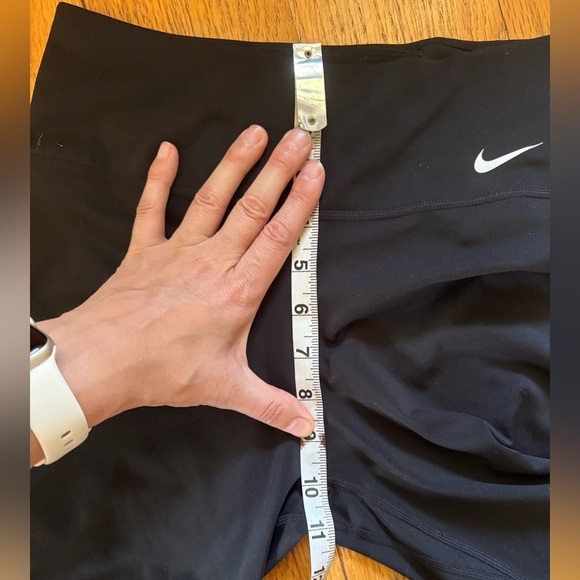 Nike Dri-fit shorts - Picture 9 of 10